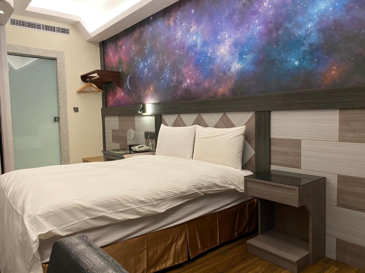 Weifeng Boutique Business Hotel - Zhanqian Branch Pingtung Εξωτερικό φωτογραφία