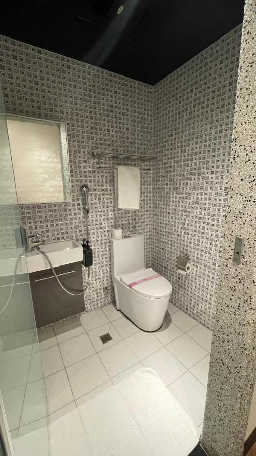Weifeng Boutique Business Hotel - Zhanqian Branch Pingtung Εξωτερικό φωτογραφία